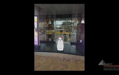 Компания Гефест Проекция предоставила в аренду робота для ТЦ "Мелодия" г.Сочи.