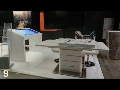Аренда интерактивного стола Dedal Air 43 в выставочном центре AkBars Retro Cars